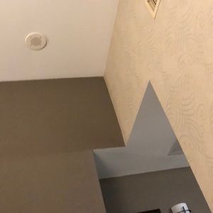 Meet your Posher, Jeanluc